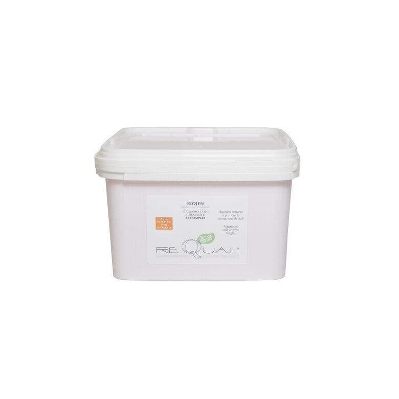 REQUAL Biojen, 3000 ml - обеспечивает блеск; предотвращение спутывания шерсти и образования колтунов